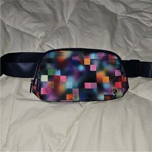 Lululemon Nwts Everywhere Belt Bag PRIDE PXRC!!